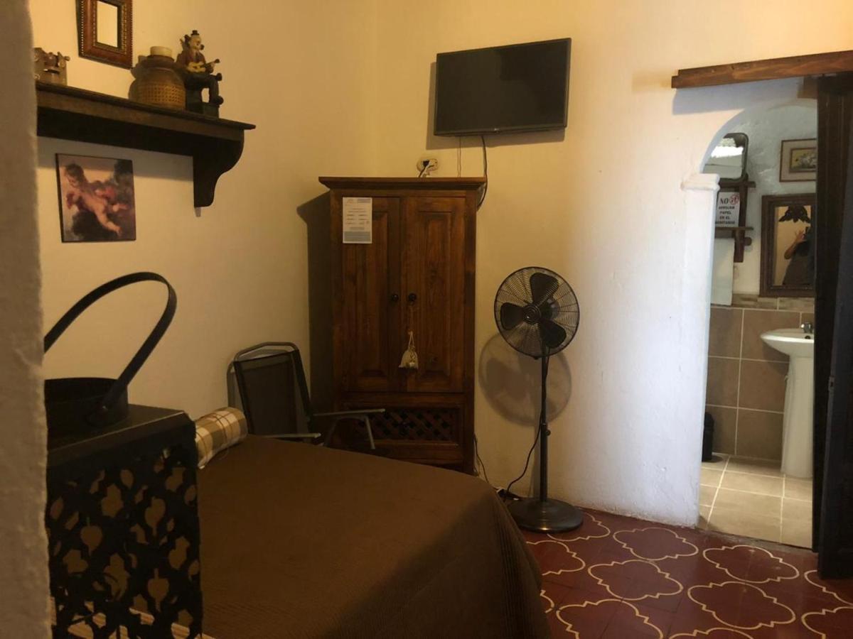 Hotel Posada Del Rosario 危地马拉安地瓜 外观 照片